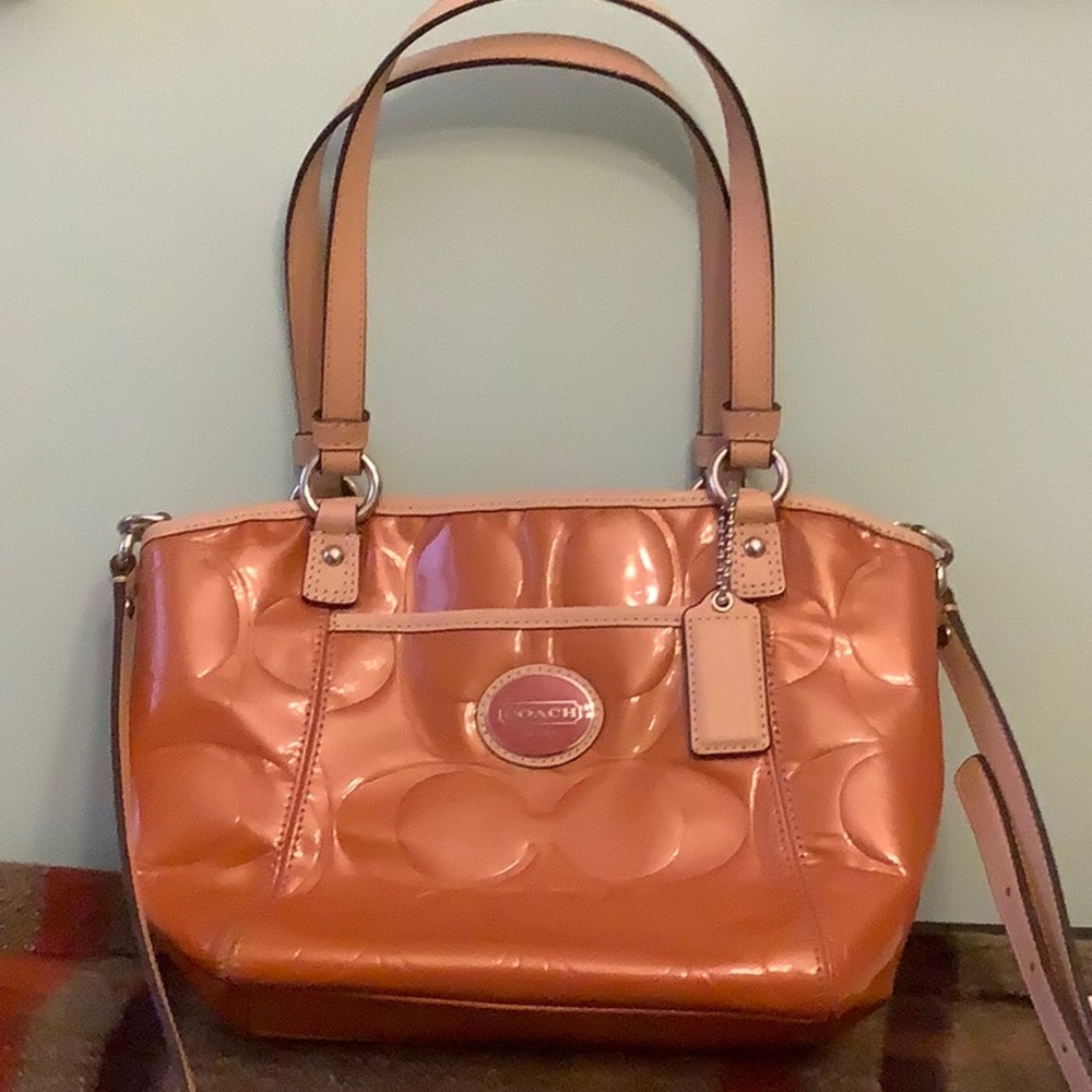 EUC Coach Peyton Signature Embossed Patent Leather Mini Bag